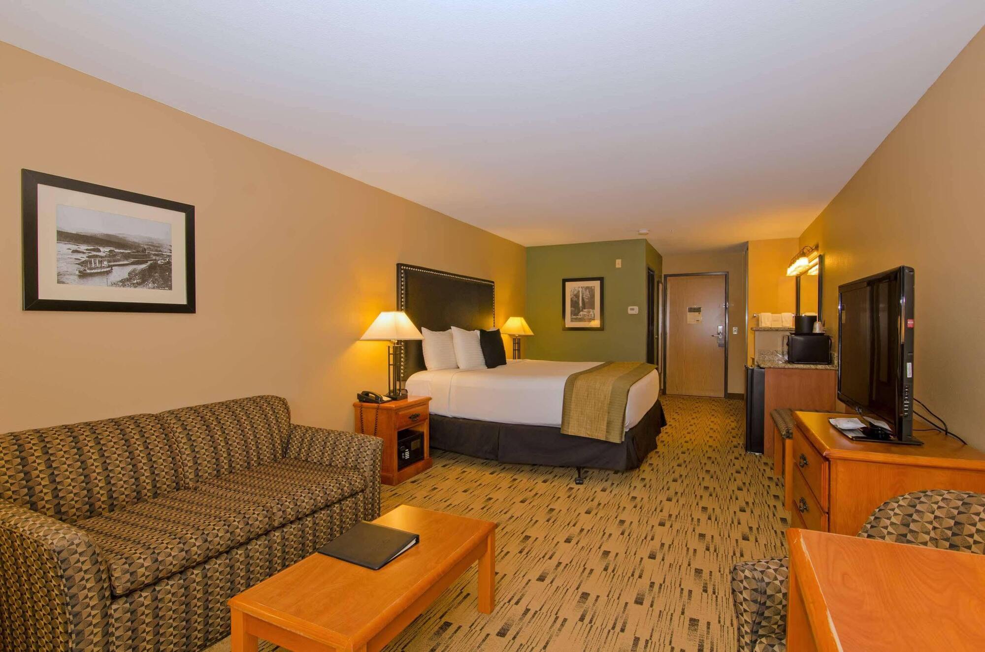 Best Western Plus Columbia River Inn Cascade Locks Exterior photo